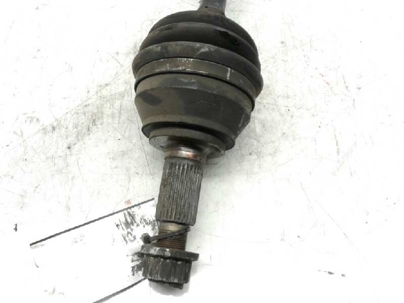 Recambio de transmision delantera derecha para porsche cayenne (typ 9pa) turbo referencia OEM IAM 7L0407271A  