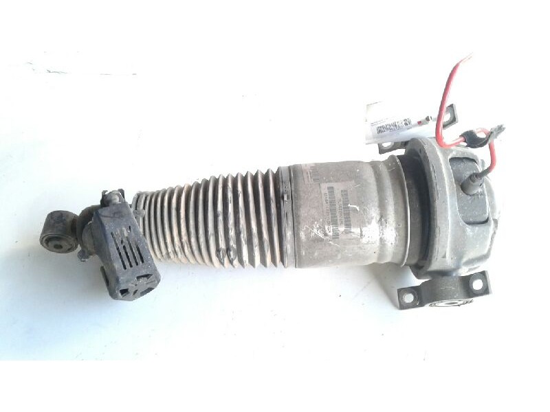 Recambio de amortiguador trasero izquierdo para porsche cayenne (typ 9pa) turbo referencia OEM IAM 7L5512021AP  