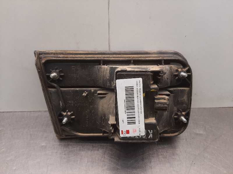 Recambio de piloto trasero izquierdo porton para honda accord berlina (cc/ce) 2.0 ls (cc7/ce8) referencia OEM IAM   