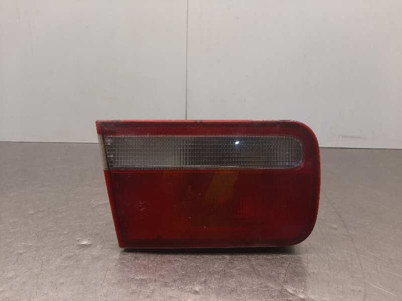 Recambio de piloto trasero derecho porton para honda accord berlina (cc/ce) 2.0 ls (cc7/ce8) referencia OEM IAM  15 