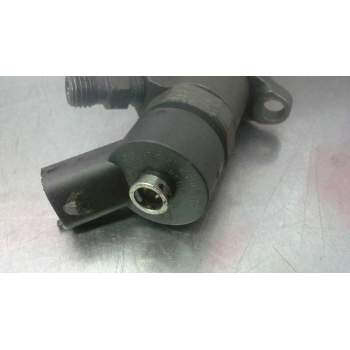 Recambio de inyector para mazda 3 berlina (bk) 1.6 cd diesel cat referencia OEM IAM 0445110 165  