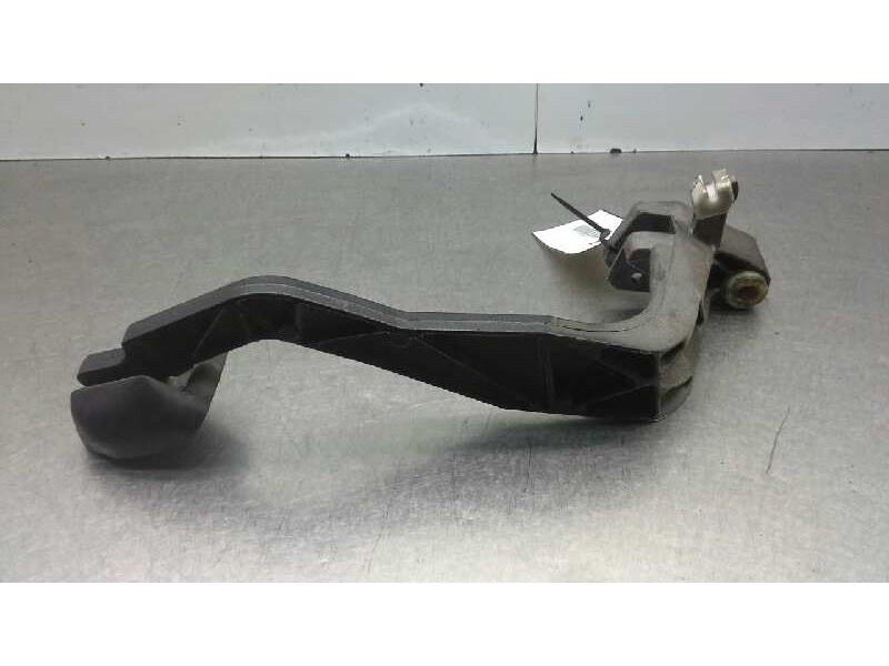 Recambio de pedal embrague para audi a6 berlina (4b2) 2.5 tdi referencia OEM IAM 8D1721316G  