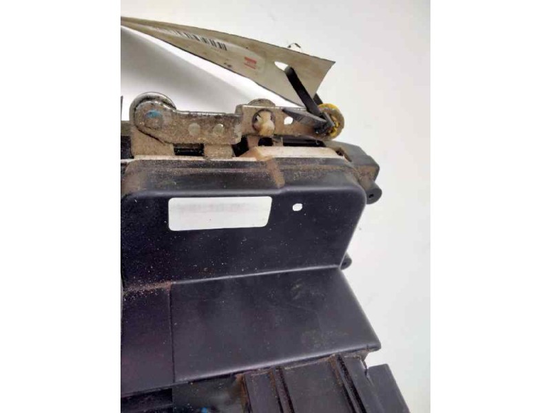 Recambio de cerradura puerta trasera izquierda para ford fusion (cbk) trend referencia OEM IAM Y4L10-BCL  