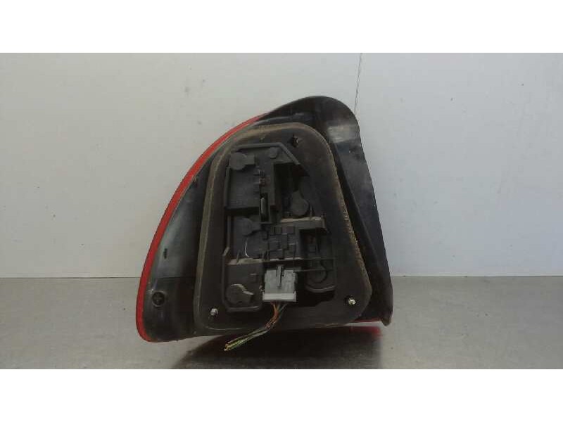 Recambio de piloto trasero derecho para mg rover serie 45 (rt) classic (4-ptas.) referencia OEM IAM XFB101000  