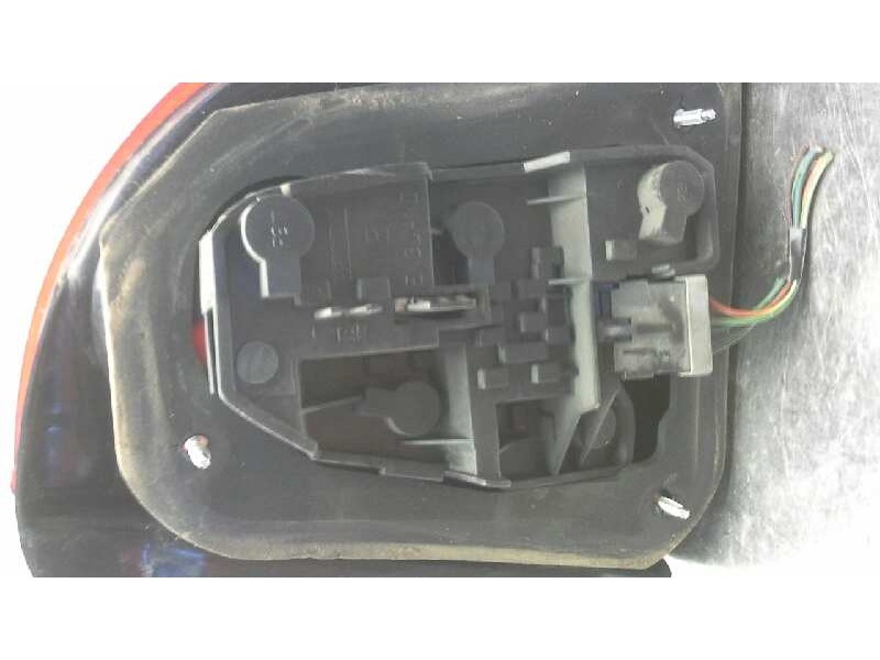 Recambio de piloto trasero izquierdo para mg rover serie 45 (rt) classic (4-ptas.) referencia OEM IAM XFB101010  