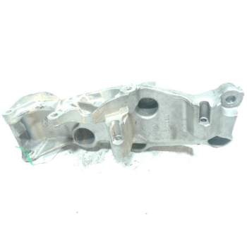 Recambio de soporte alternador para renault trafic caja cerrada dci cat referencia OEM IAM 117109477R  