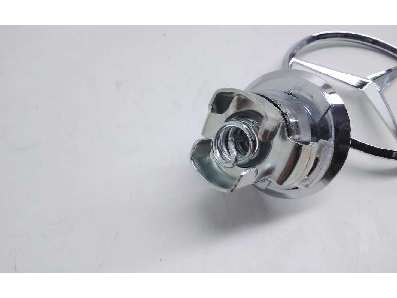 Recambio de emblema logo para mercedes clase s (w601) 207 d - 210 d referencia OEM IAM   