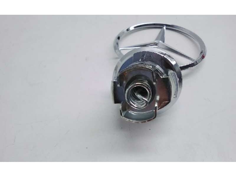 Recambio de emblema logo para mercedes clase s (w601) 207 d - 210 d referencia OEM IAM   