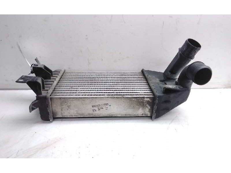 Recambio de intercooler para opel zafira b cosmo referencia OEM IAM 12313402  