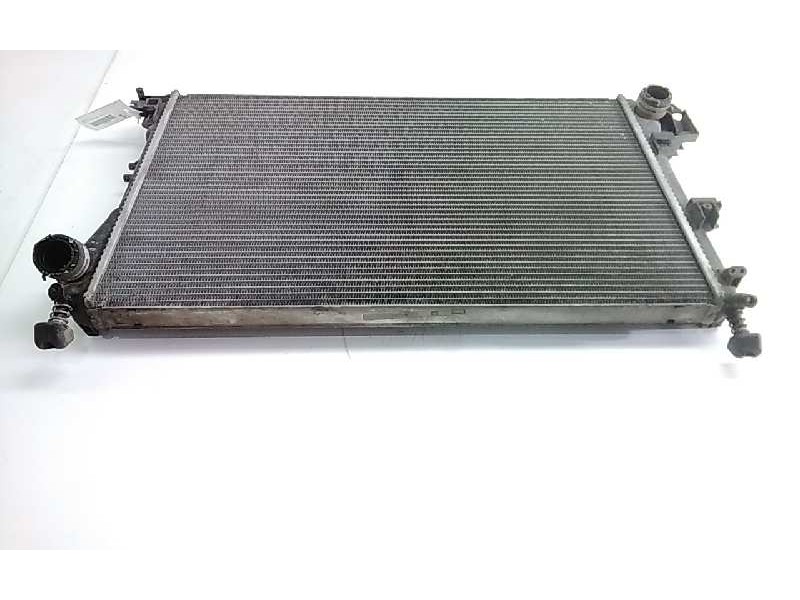 Recambio de radiador agua para opel vectra c berlina club referencia OEM IAM 870824G  