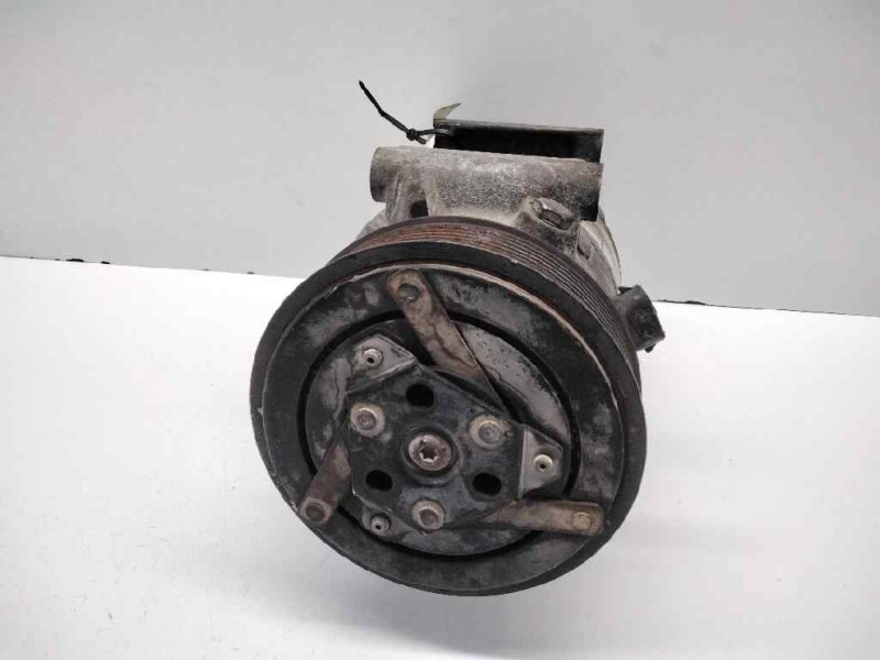 Recambio de compresor aire acondicionado para renault megane ii berlina 5p 1.9 dci diesel referencia OEM IAM 6561318 8200309193 
