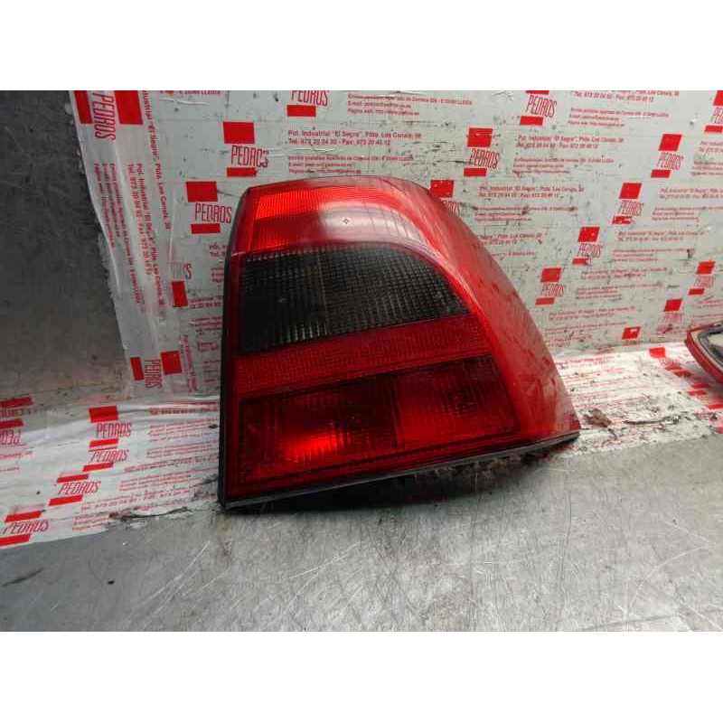 Recambio de piloto trasero derecho para opel vectra b berlina 2.0 dti referencia OEM IAM   