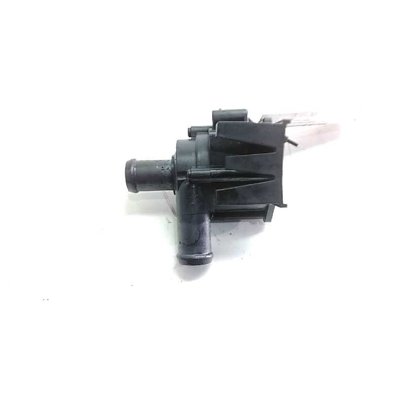 Recambio de bomba agua electrica para audi a4 berlina (8w2) 2.0 16v tdi referencia OEM IAM 8K0965561A  