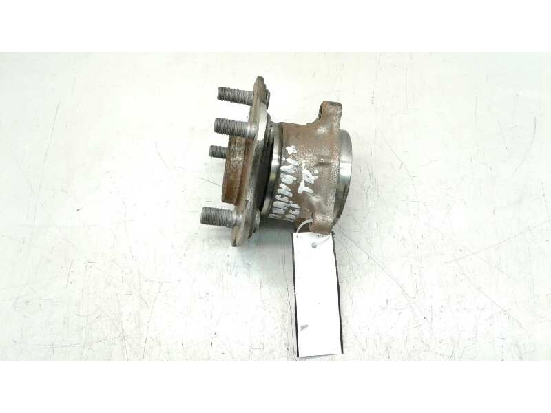 Recambio de buje trasero izquierdo para nissan qashqai (j10) 2.0 16v cat referencia OEM IAM   117835