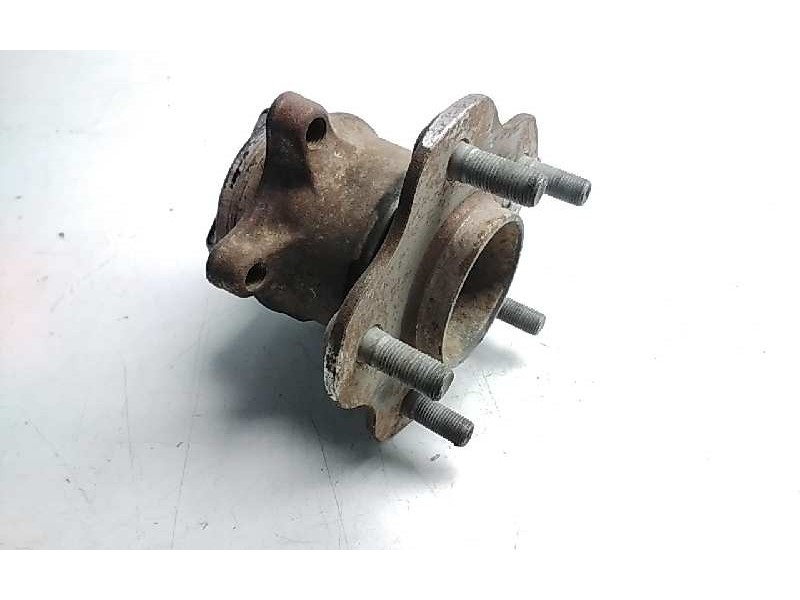 Recambio de buje trasero izquierdo para nissan qashqai (j10) 1.5 dci turbodiesel cat referencia OEM IAM   117835