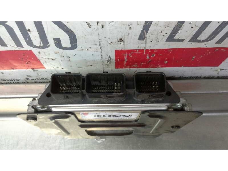 Recambio de centralita motor uce para citroen c4 berlina vtr plus referencia OEM IAM 0281011863 305 