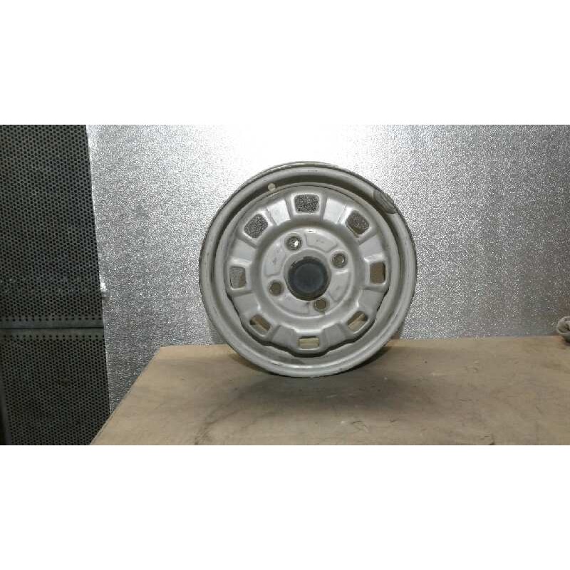 Recambio de llanta hierro para ford fiesta berlina referencia OEM IAM 124TORNILLOS FORD FIESTA 