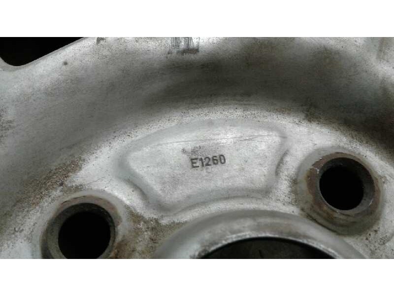 Recambio de llanta hierro para ford fiesta berlina referencia OEM IAM 124TORNILLOS FORD FIESTA 