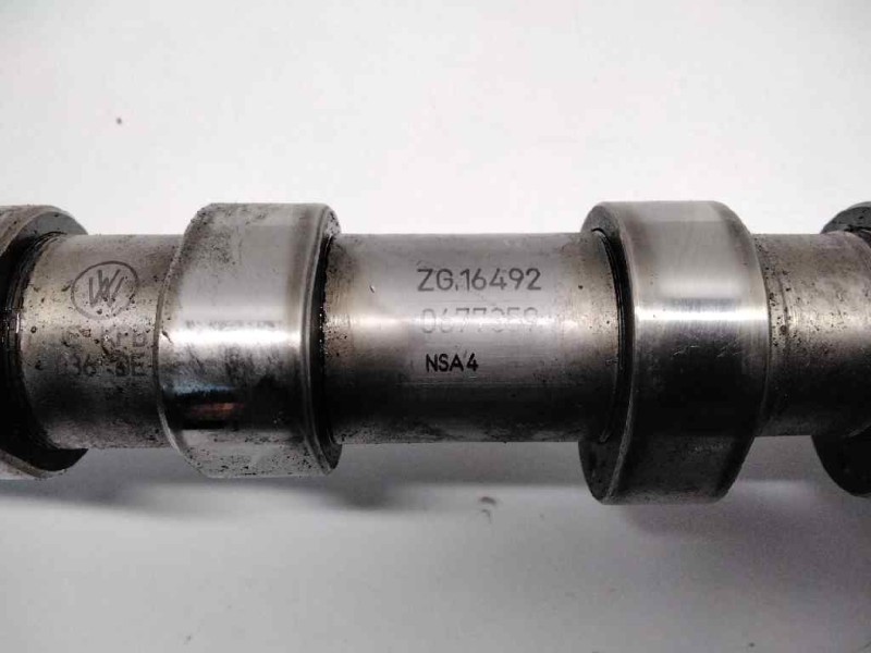Recambio de arbol de levas para seat leon (1m1) sport referencia OEM IAM 0677359  