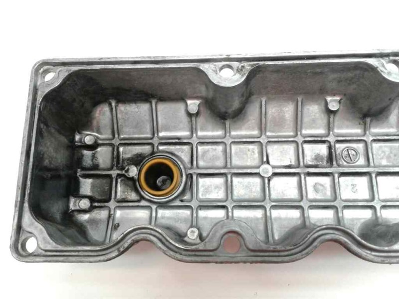 Recambio de tapa balancines para nissan cabstar e referencia OEM IAM   