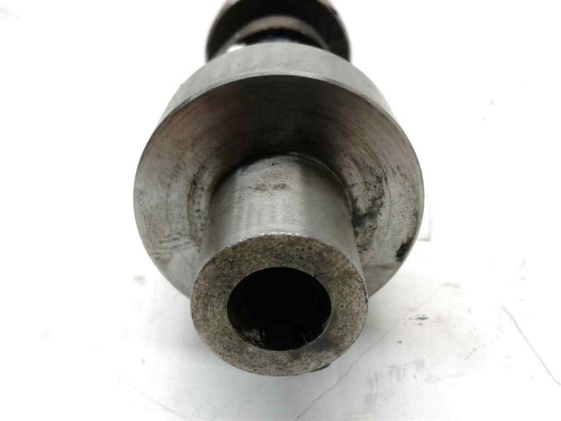 Recambio de arbol de levas para nissan cabstar e referencia OEM IAM G2440  