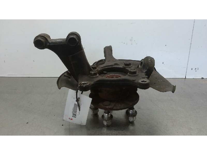 Recambio de mangueta delantera derecha para toyota prius+ eco referencia OEM IAM   