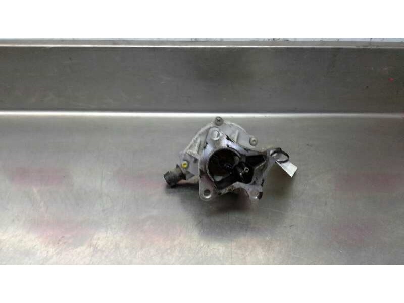 Recambio de depresor freno / bomba vacio para renault megane i scenic (ja0) 1.9dti alize referencia OEM IAM 72117222C PIERBURG 