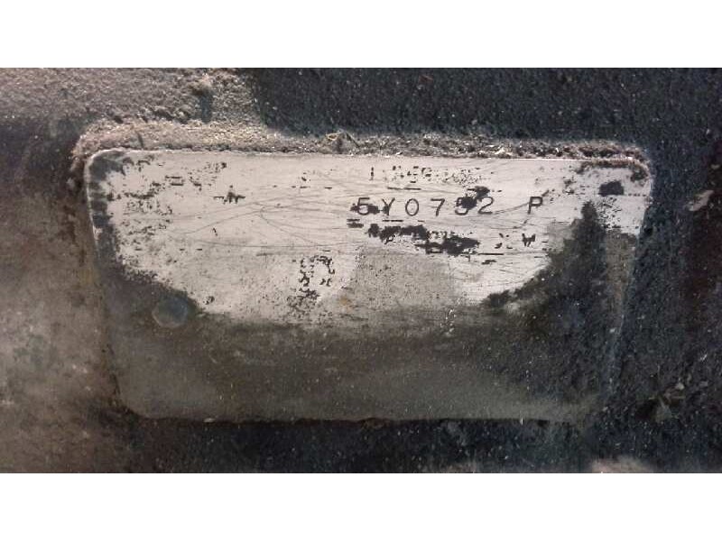 Recambio de caja cambios para nissan trade chasis con cabina doble referencia OEM IAM 5Y0752P  
