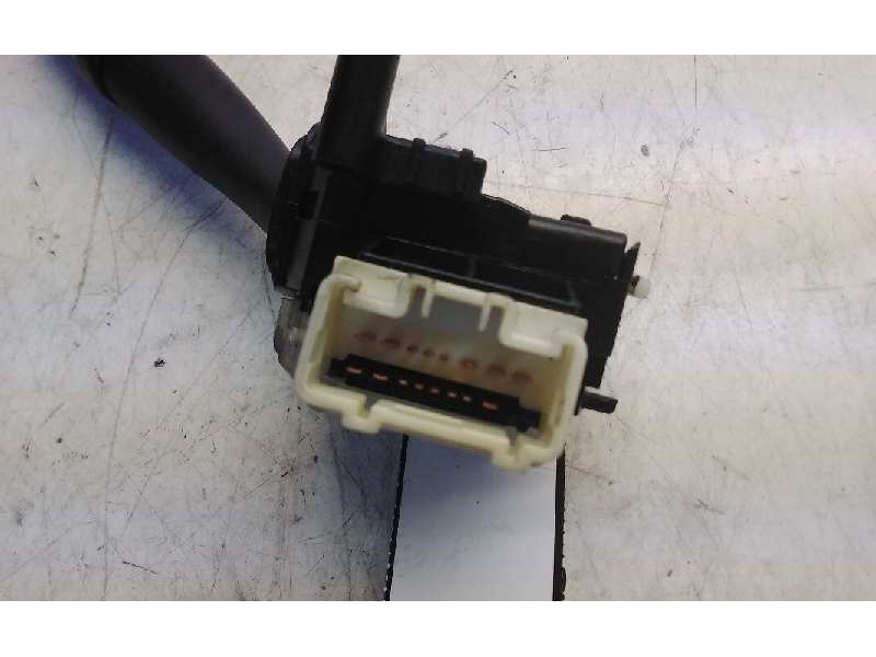 Recambio de mando luces para toyota avensis berlina (t25) 2.0 d4-d executive berlina (5-ptas.) referencia OEM IAM 173650  