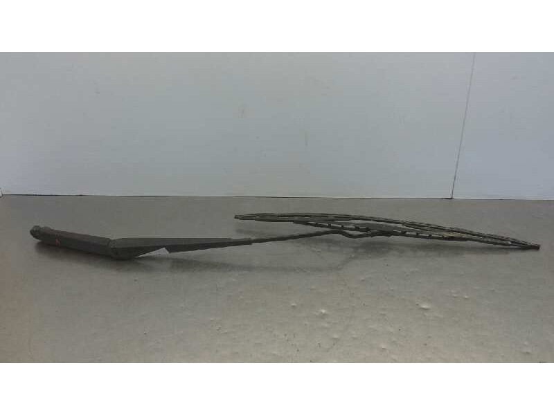 Recambio de brazo limpia delantero izquierdo para volvo xc90 d5 referencia OEM IAM 8620839  