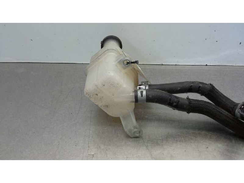 Recambio de deposito expansion para toyota prius+ eco referencia OEM IAM   