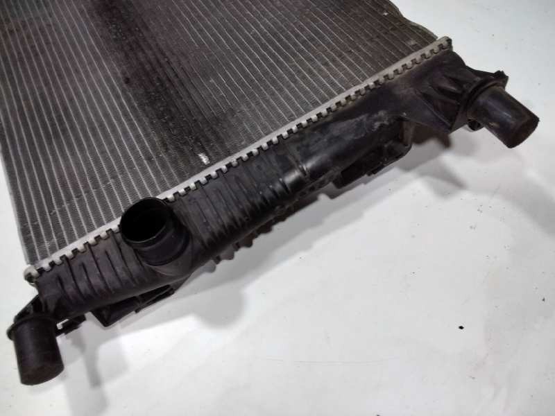 Recambio de radiador agua para renault megane iii coupe dynamique referencia OEM IAM 211T00002R  