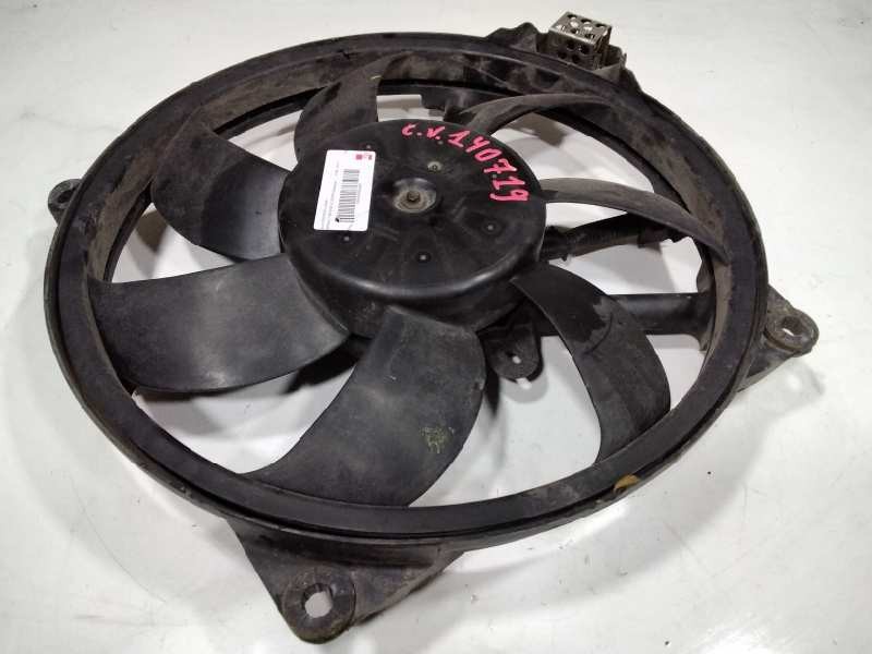 Recambio de electroventilador para renault megane iii coupe dynamique referencia OEM IAM 135493  