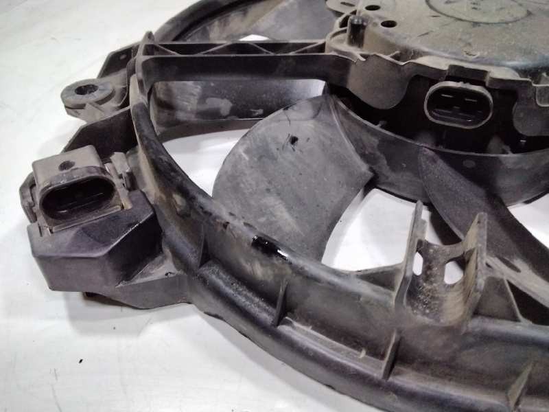 Recambio de electroventilador para renault megane iii coupe dynamique referencia OEM IAM 135493  