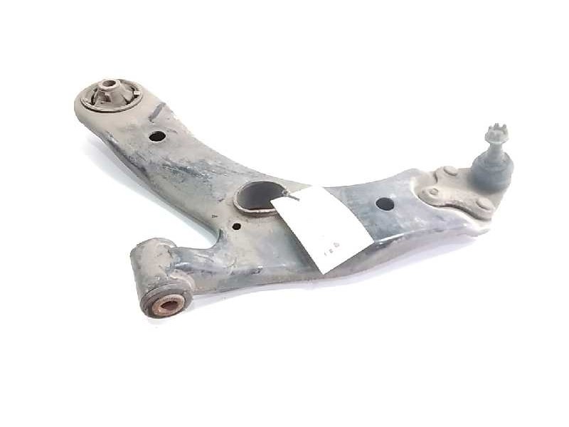 Recambio de brazo suspension inferior delantero izquierdo para toyota prius+ eco referencia OEM IAM   