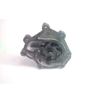 Recambio de bomba agua para kia sorento 2.5 crdi emotion referencia OEM IAM   