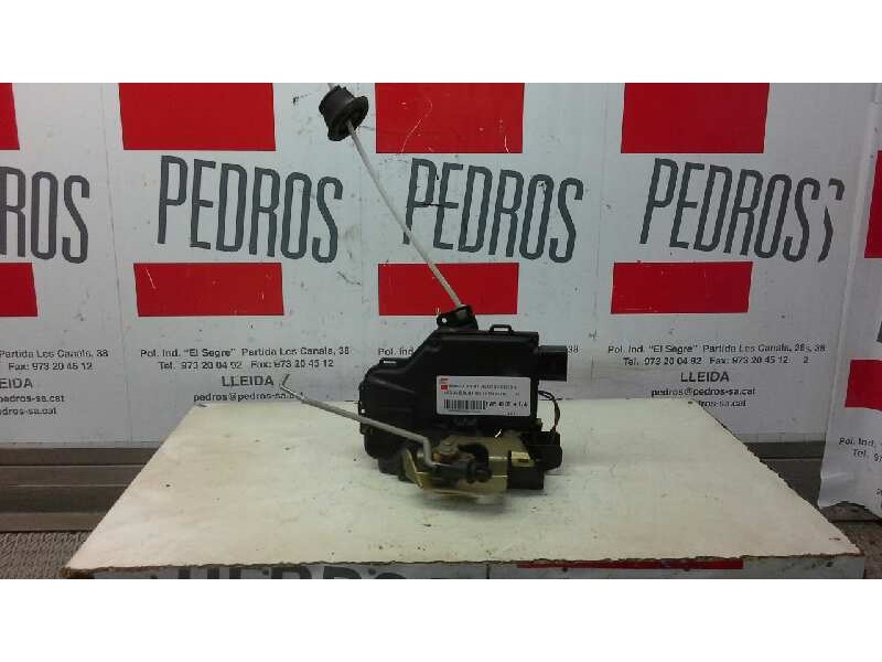 Recambio de cerradura puerta delantera derecha para audi a4 berlina (8e) 1.9 tdi (96kw) referencia OEM IAM 8E1837016C 4B1837016E