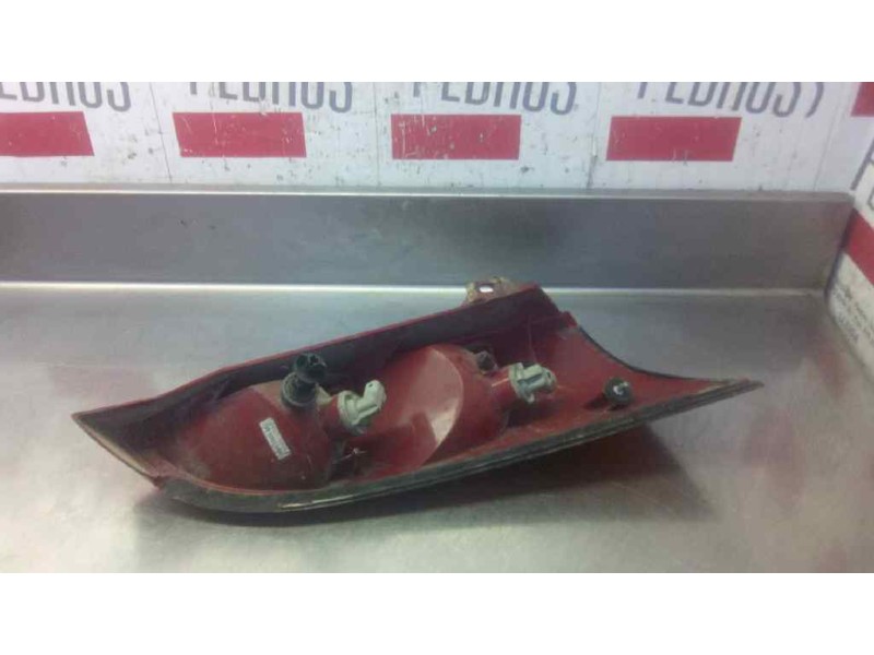 Recambio de piloto trasero izquierdo para ford focus berlina (cak) trend referencia OEM IAM 1214223  