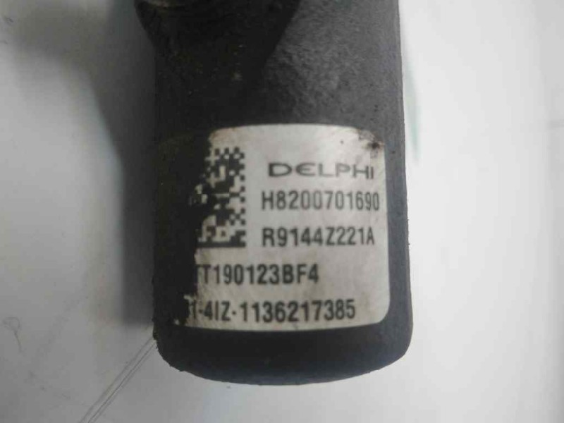 Recambio de rampa inyectora para renault kangoo (f/kc0) express confort referencia OEM IAM H8200701690  