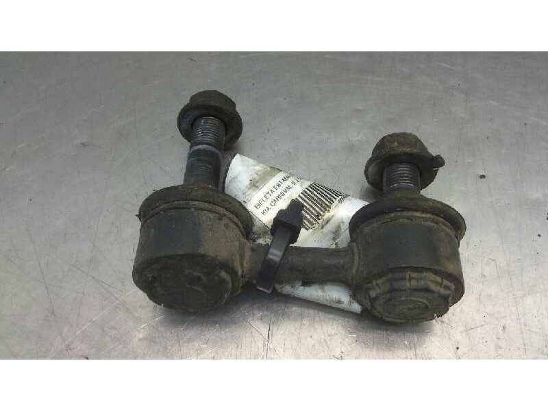 Recambio de bieleta estabilizadora delantera izquierda para kia carnival ii 2.9 cdri ex referencia OEM IAM   