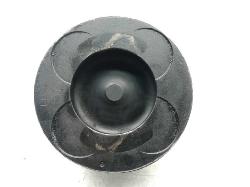 Recambio de piston para opel monterey ltd referencia OEM IAM 7691  