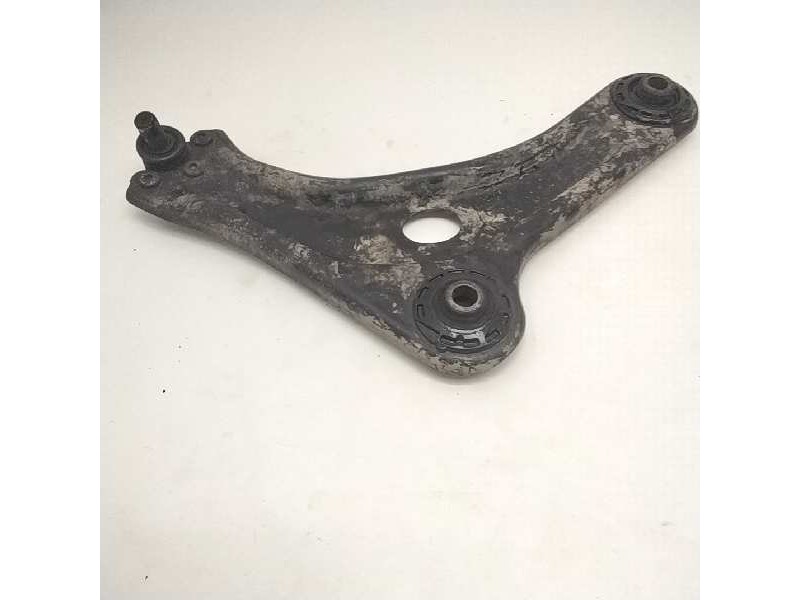 Recambio de brazo suspension inferior delantero derecho para citroen c2 1.4 hdi referencia OEM IAM   118939