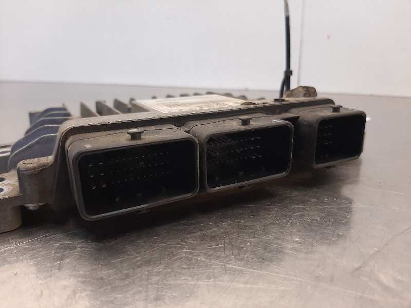 Recambio de centralita motor uce para renault kangoo (f/kc0) express confort referencia OEM IAM 237101989R 237101990R 