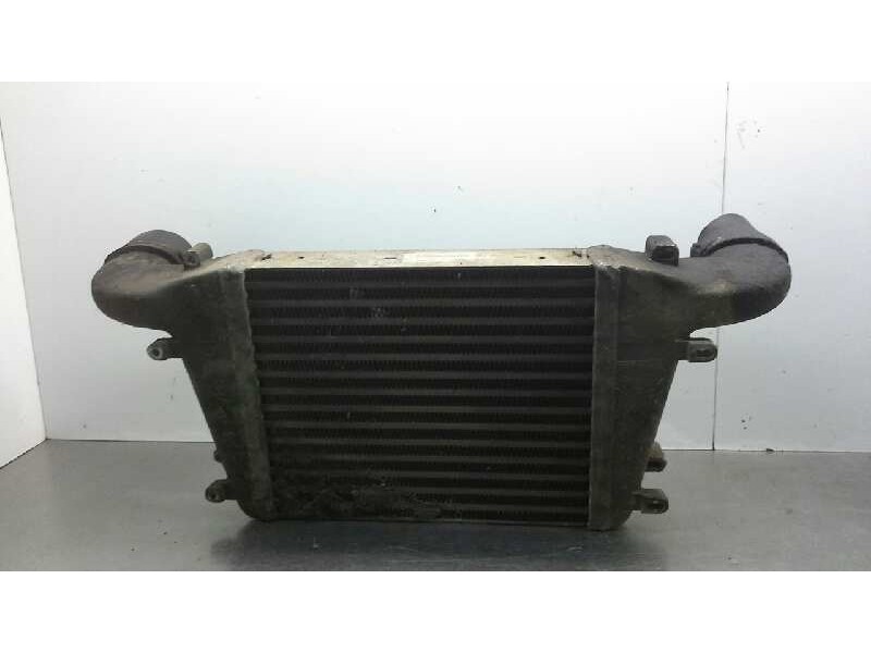 Recambio de intercooler para nissan atleon 110.56 referencia OEM IAM 19879005  