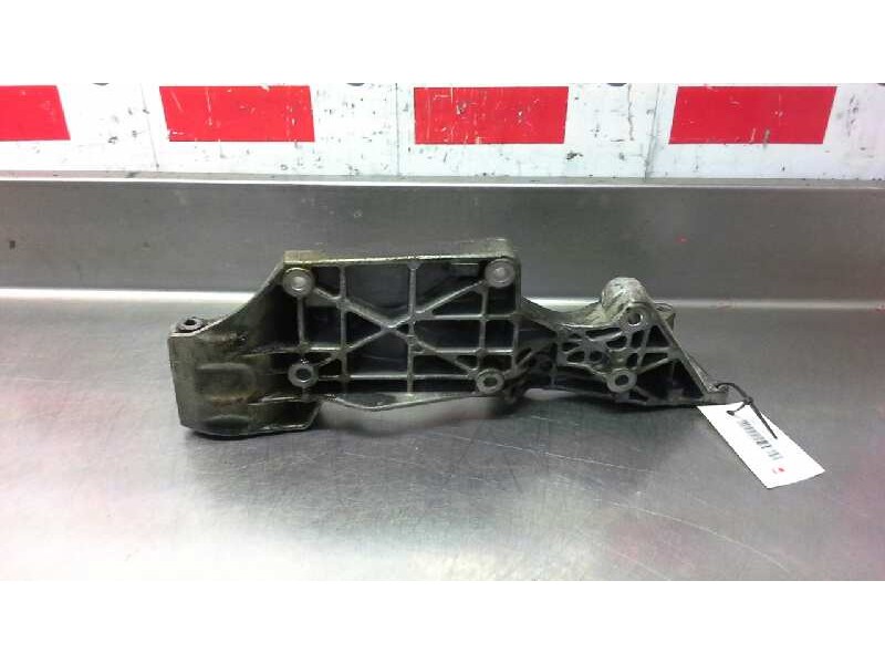 Recambio de soporte alternador para audi a3 (8l) 1.8 t ambition quattro referencia OEM IAM   