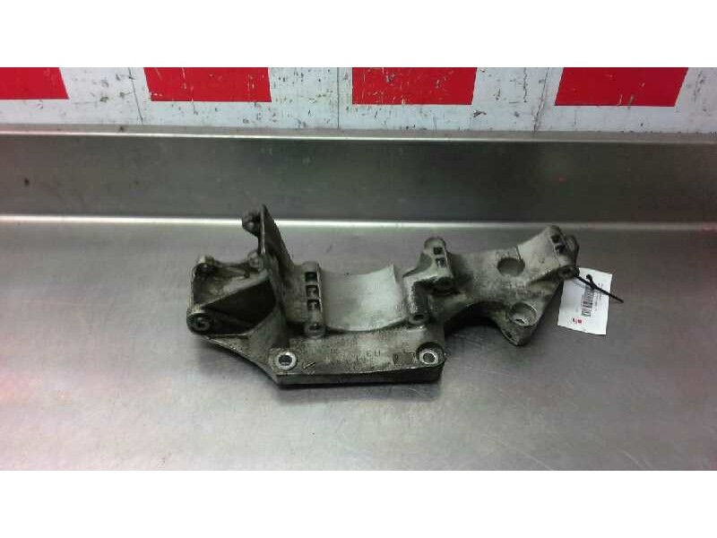 Recambio de soporte alternador para audi a3 (8l) 1.8 t ambition quattro referencia OEM IAM   