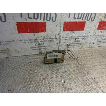 Recambio de cerradura puerta delantera derecha para nissan interstar mod. 04 (x70) 2.5 dci diesel cat referencia OEM IAM   