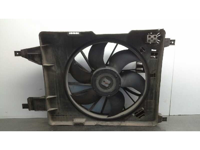 Recambio de electroventilador para renault scenic ii confort dynamique referencia OEM IAM 8200151465  