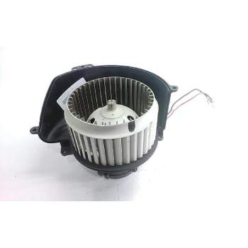 Recambio de motor calefaccion para opel astra gtc 1.7 16v cdti referencia OEM IAM 52421335  