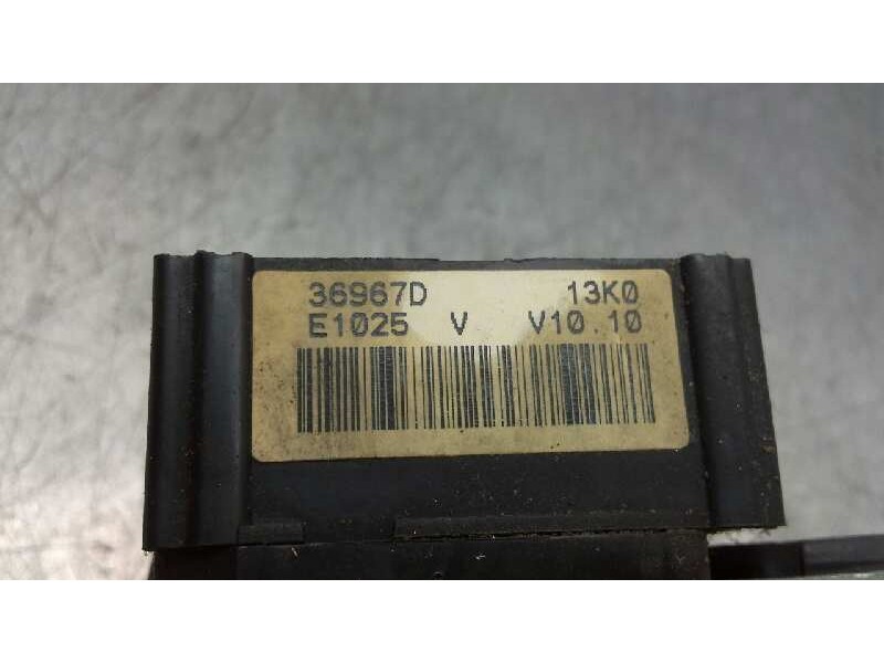 Recambio de mando luces para renault master desde ´98 2.8 tdi referencia OEM IAM   